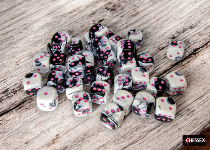 Chessex 12mm d6 Gemini Black-White/Pink CHX 26869