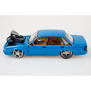 1:24 Blue VL Superchar Calais