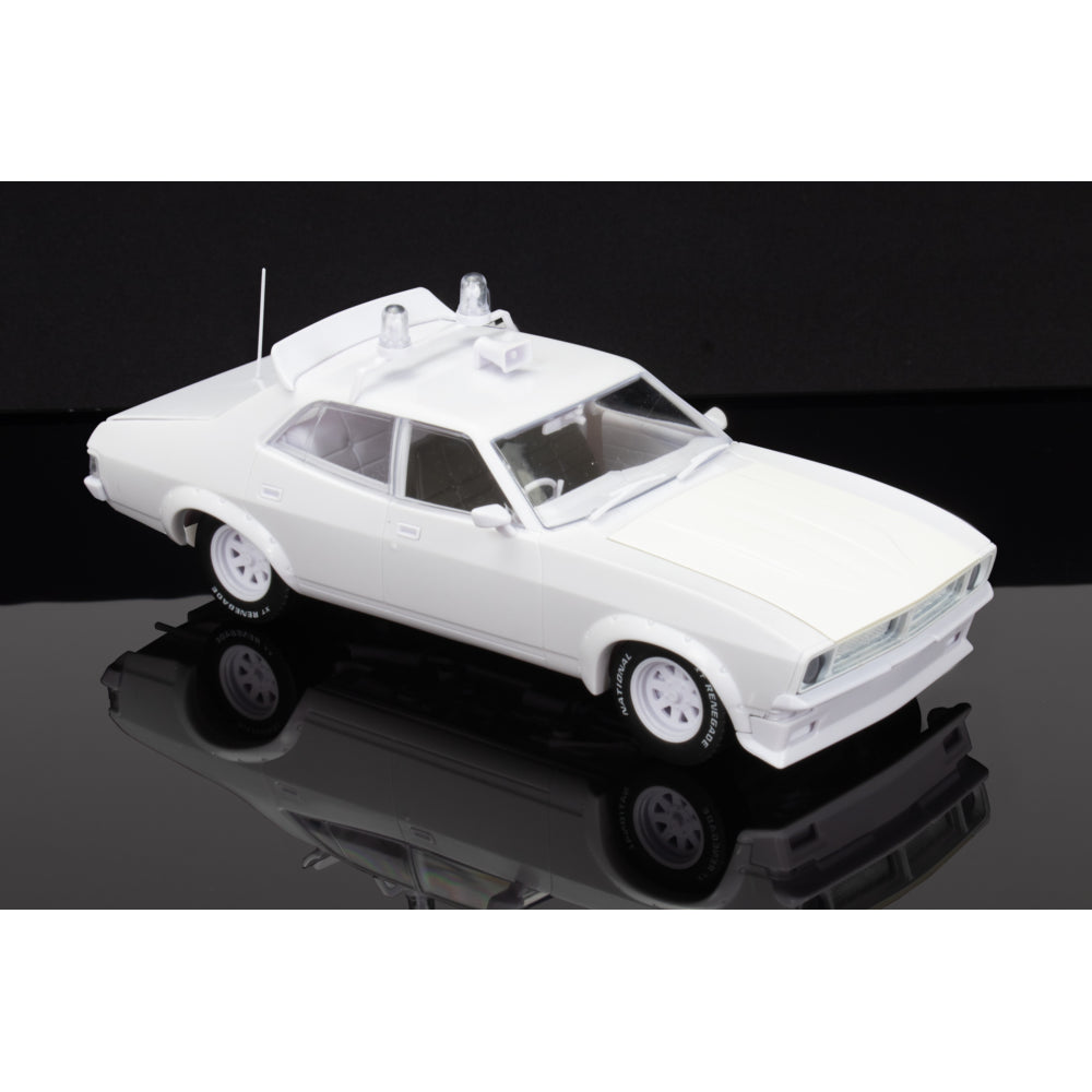 1:24 Plastic Kit XB Pursuit