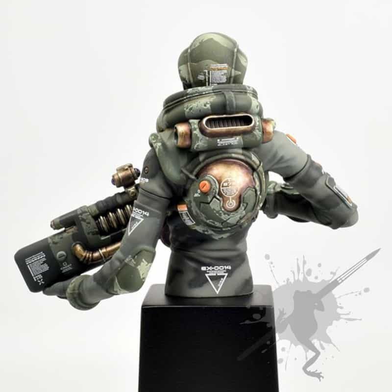 Broken Toad Model Bust 0.4 Female Future Soldier