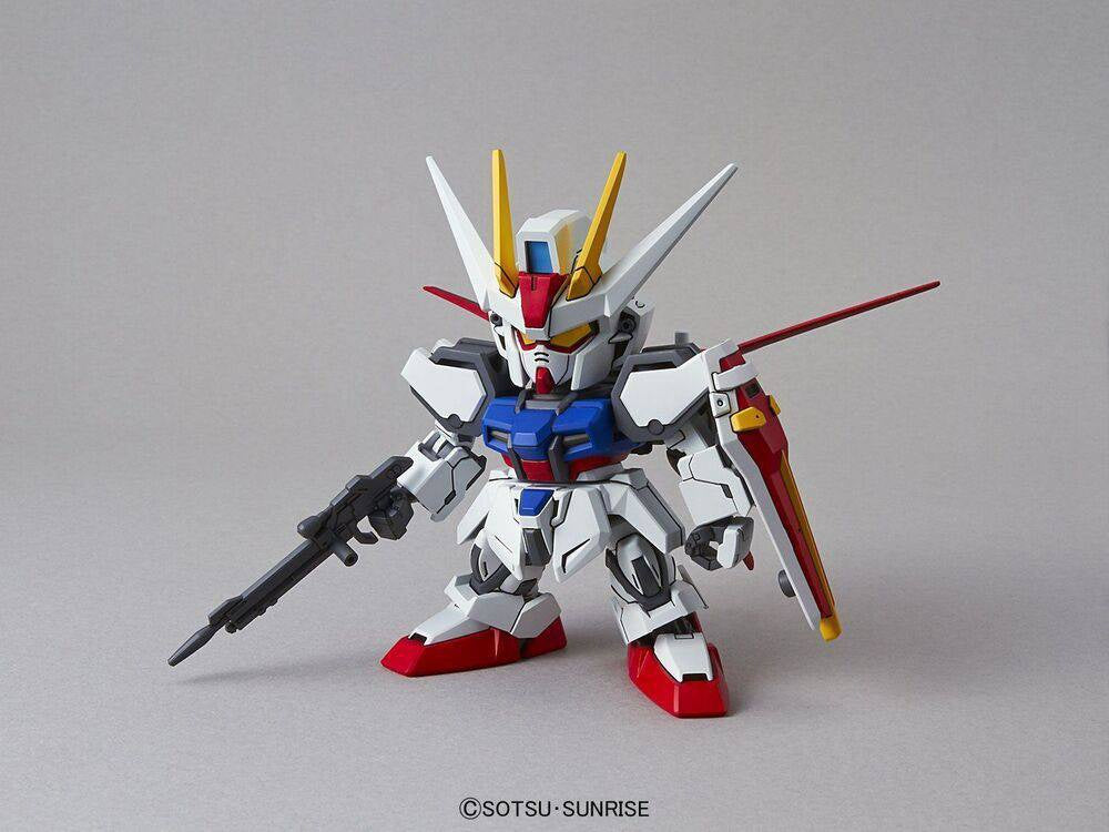 Bandai SD GUNDAM EX-STANDARD 002 AILE STRIKE GUNDAM