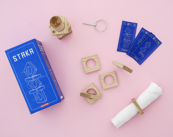 Staka board game