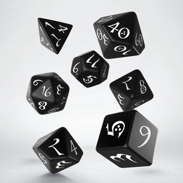 Q Workshop Classic RPG Dice Black & White Dice Set 7